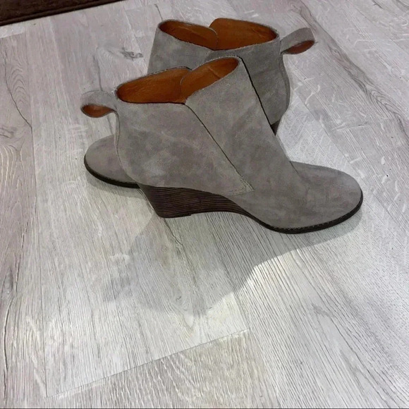 LUCKY BRAND SUEDE WOMENS SZ 9 boots - Picture 3 of 5